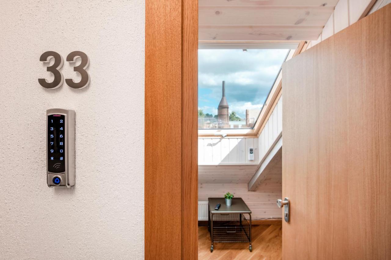 Small Attic Rooms In Kaunas Old Town المظهر الخارجي الصورة