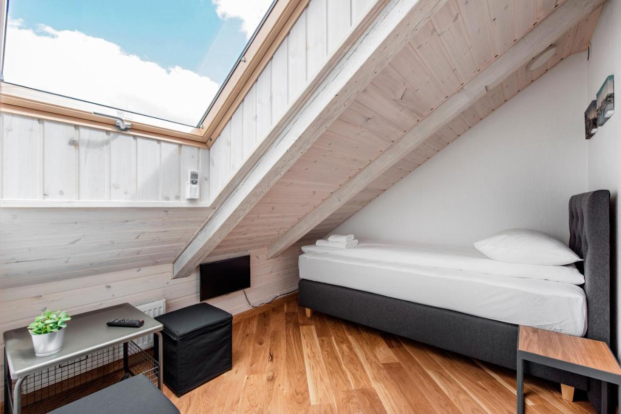 Small Attic Rooms In Kaunas Old Town المظهر الخارجي الصورة